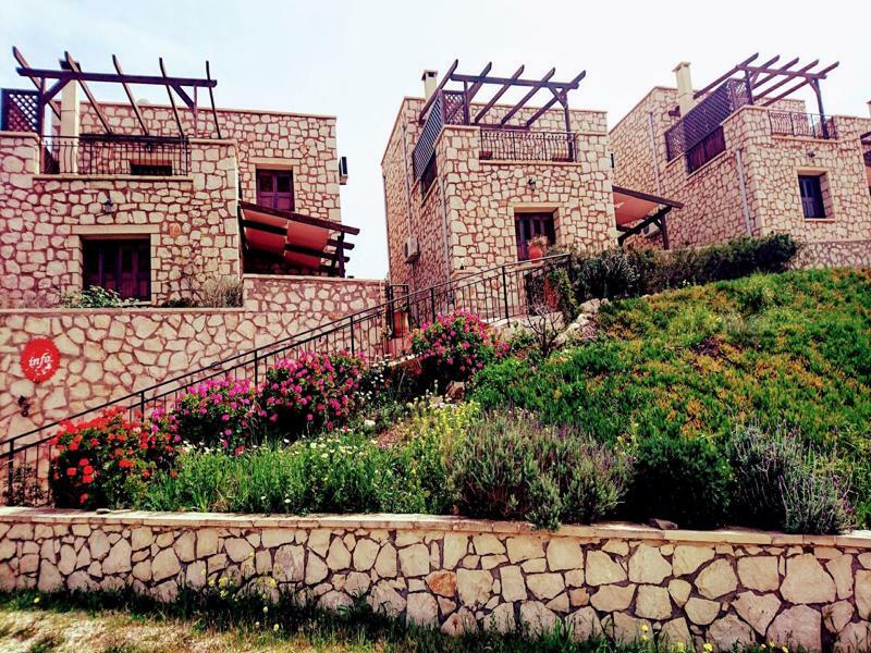 Ville Du Soleil - Exclusive Homes With Rustic Charm And Sensational Views Of The Mediterranean Sea Makry Gialos  Exterior photo