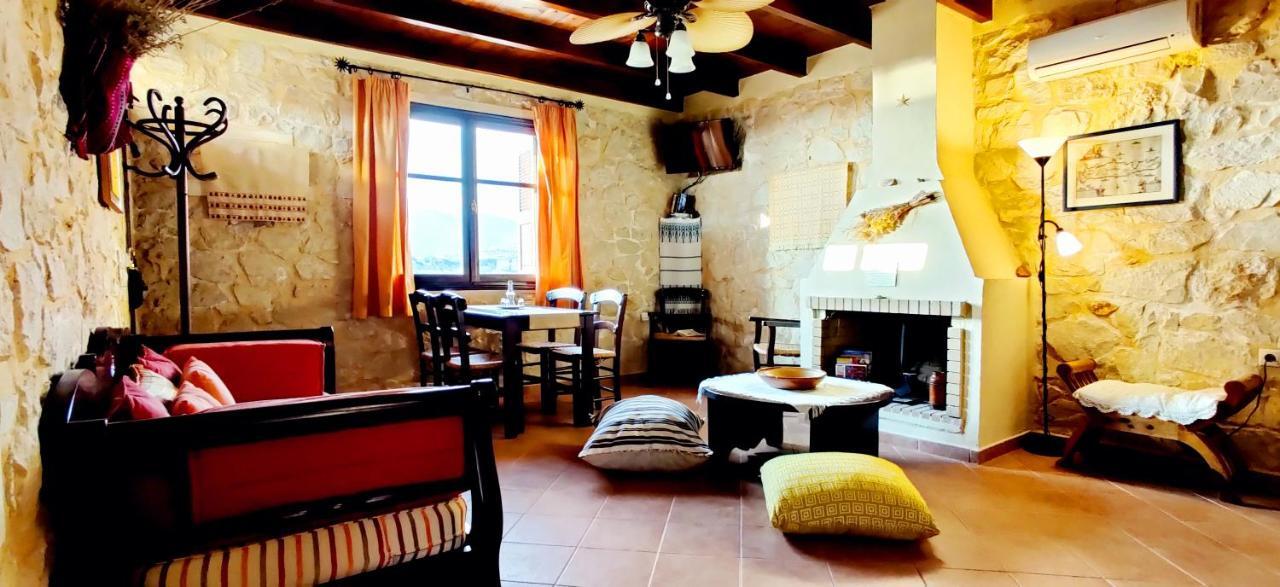 Ville Du Soleil - Exclusive Homes With Rustic Charm And Sensational Views Of The Mediterranean Sea Makry Gialos  Exterior photo